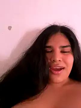 Kittykim from StripChat is Freechat