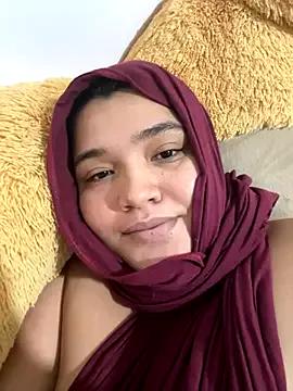sweetmuslim01 from StripChat is Freechat