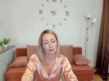 julia__cherry_ from Chaturbate is Freechat