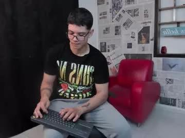 magic_boy01 from Chaturbate is Freechat