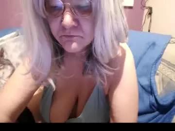 milfchantal from Chaturbate is Freechat