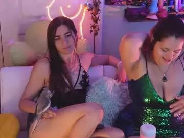 Try our streaming cams variety and talk on a personal level with our adorable girls streamers, showing off their bountiful shapes and dildos.