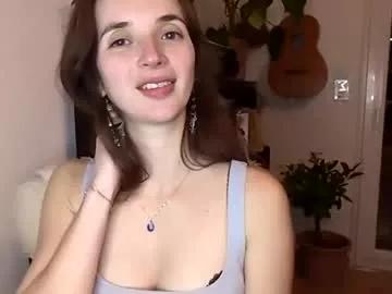 petite_caline from Chaturbate is Freechat