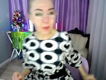 queen_a_n_i from Chaturbate is Freechat