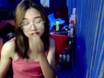 urlovelychinita from Chaturbate is Freechat