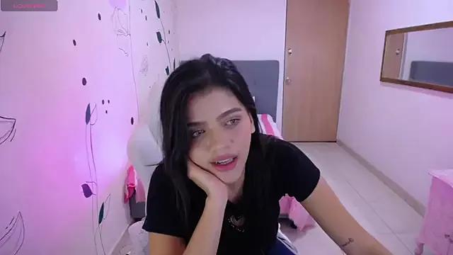 _Mia_rouse_18 from StripChat is Freechat