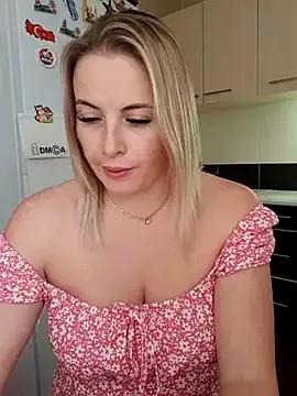 _Sexy_Milf_ from StripChat is Freechat