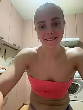 AlisaKissss from StripChat is Freechat