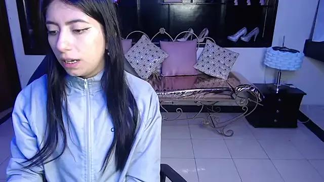 Angela_Diaz_ from StripChat is Freechat