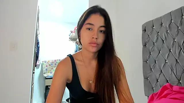 AriaMontgomery from StripChat is Freechat