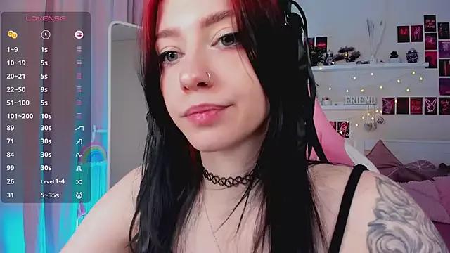 Try our streaming cams variety and talk on a personal level with our adorable girls streamers, showing off their bountiful shapes and dildos.