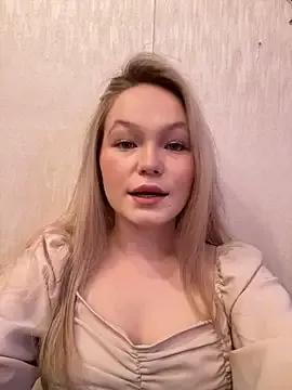 AshleyLonsen from StripChat is Freechat