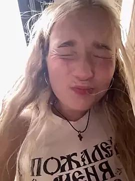 Baby_Tiny from StripChat
