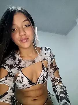 Briannasweeth17 from StripChat is Freechat