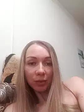 catAlisa from StripChat is Freechat