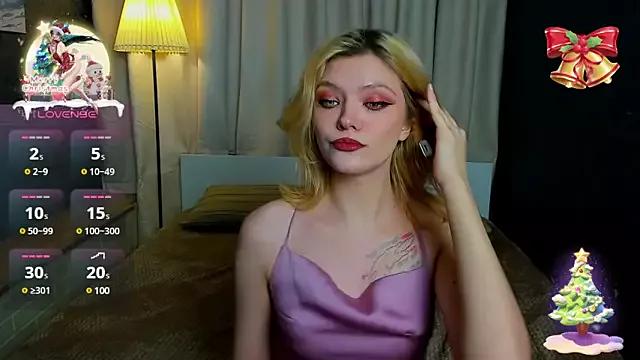 Chloe_moonlight from StripChat is Freechat