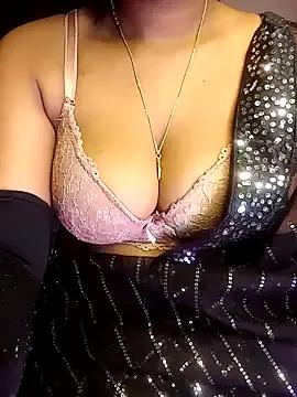 Cute_SD_Love from StripChat is Freechat