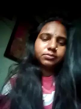 cutepari05 from StripChat is Freechat