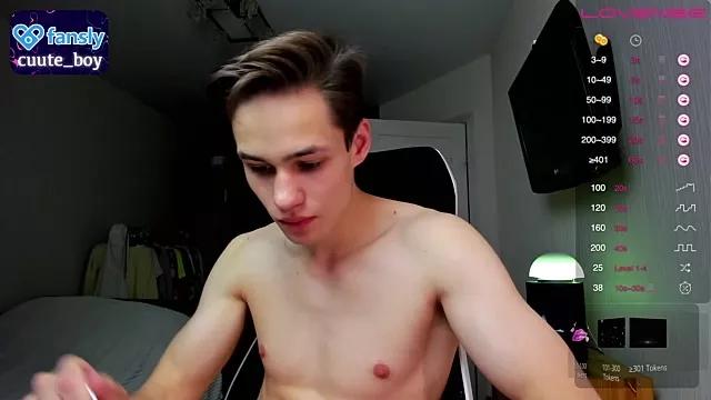 Cuute_boy from StripChat