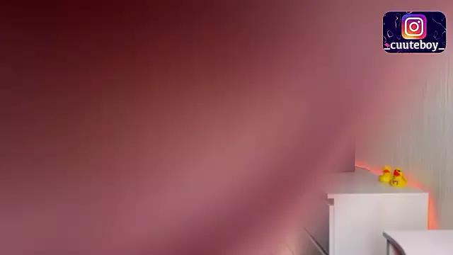 Cuute_boy from StripChat