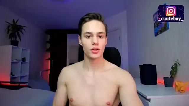 Cuute_boy from StripChat