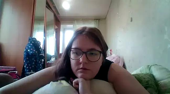 DesireMelissa from StripChat is Freechat