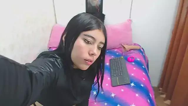 Gabriellacute2 from StripChat is Freechat