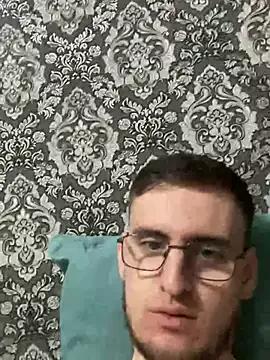 GrahamSouth from StripChat is Freechat