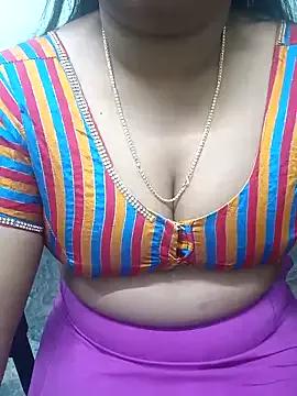 Honey-bujji from StripChat is Freechat