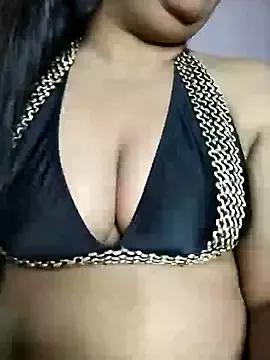 horny_bebo from StripChat is Freechat