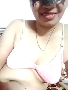 Hotanita99 from StripChat is Freechat