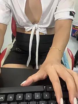 Try our streaming cams variety and talk on a personal level with our adorable girls streamers, showing off their bountiful shapes and dildos.