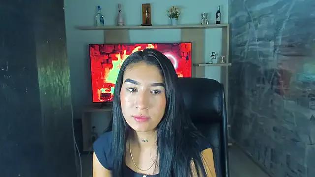 IsabellaRodrigo from StripChat is Freechat