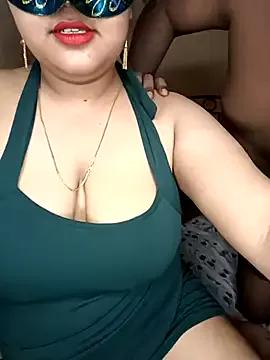 Its_me_Diya from StripChat is Freechat