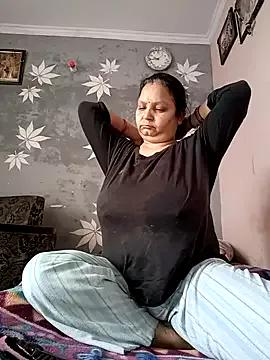 Kavya_kapoor from StripChat is Freechat