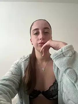 Kendall_Lawrence from StripChat is Freechat