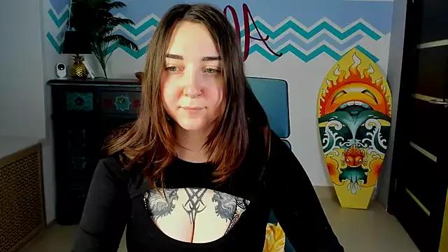 Try our streaming cams variety and talk on a personal level with our adorable girls streamers, showing off their bountiful shapes and dildos.