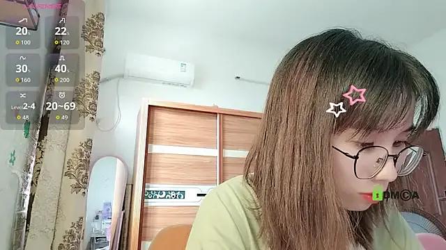 Lili_666 from StripChat