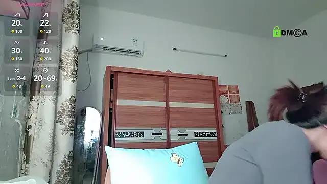 Lili_666 from StripChat