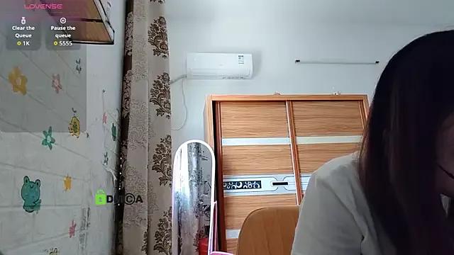 Lili_666 from StripChat
