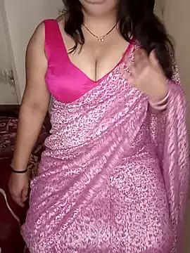 Love-priya from StripChat is Freechat