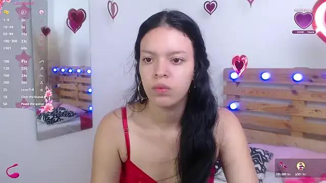 luna_viper from StripChat is Freechat