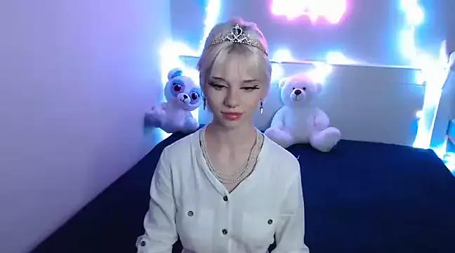 LunaBlaze18 from StripChat is Freechat