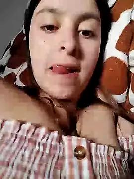 lunavelvet_ from StripChat is Freechat