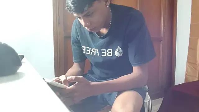 marcelo_18_ from StripChat is Freechat