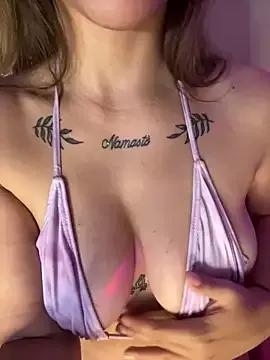 melisabunnny from StripChat is Freechat