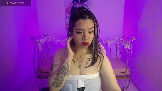 Try our streaming cams variety and talk on a personal level with our adorable girls streamers, showing off their bountiful shapes and dildos.