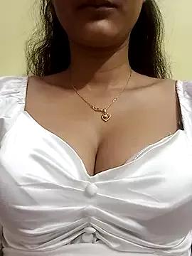 Mr-n-miss from StripChat is Freechat