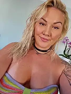 NastyMilf_ from StripChat is Freechat