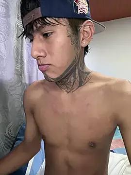 Noah_Lambert from StripChat is Freechat